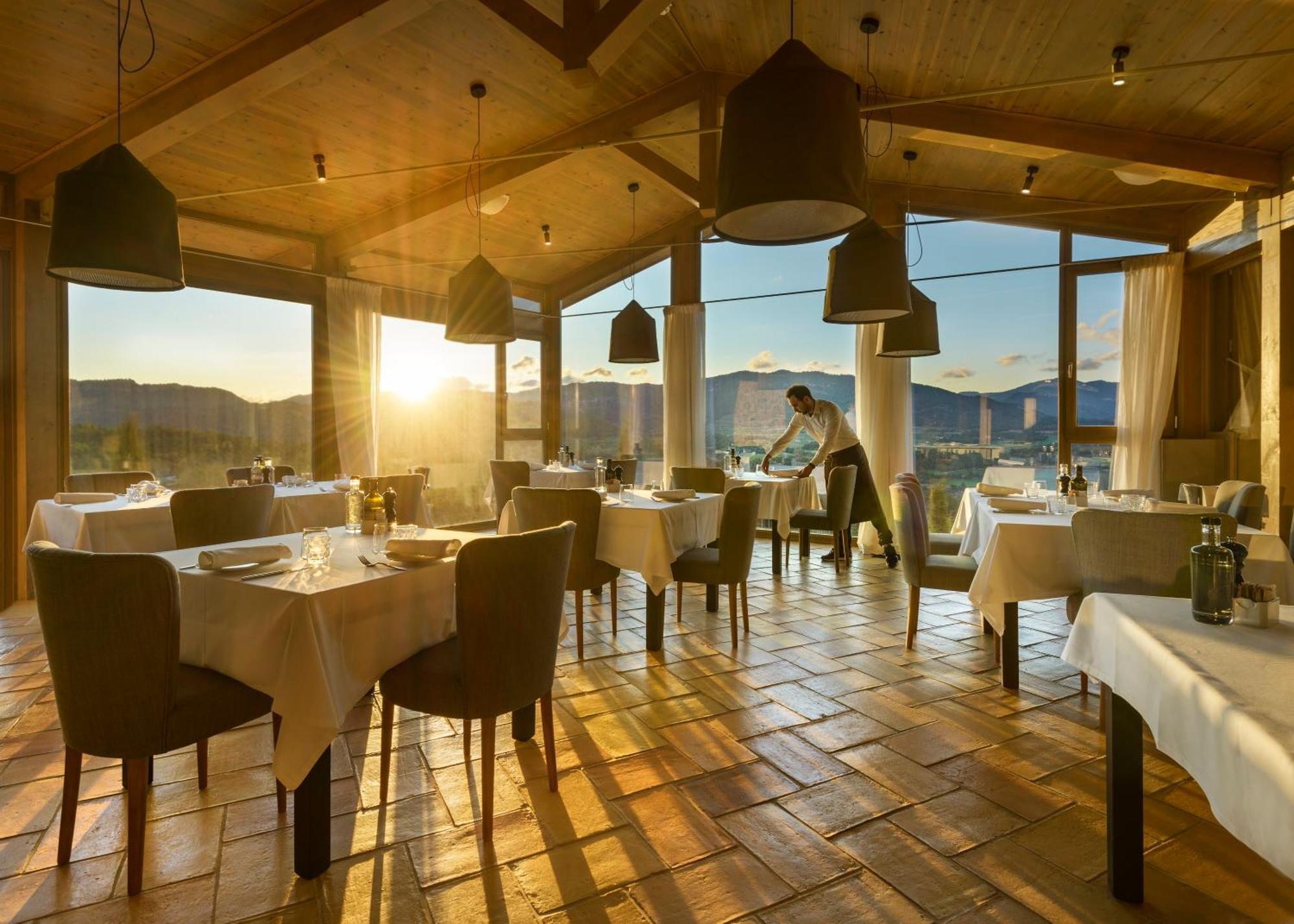 Torre Del Marques Hotel Spa & Winery - Small Luxury Hotels 몬로요 외부 사진